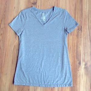NEW ATHLETIC WORKS Shirt Small Women’s NWOT